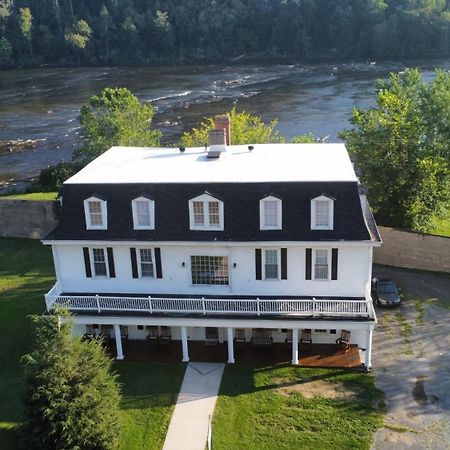 The Washington Inn Galax Bagian luar foto